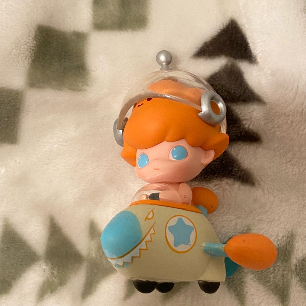 POPMART x Dimoo Space Travel Series: Rocket boy
